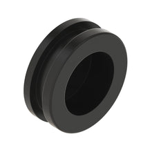 John Deere R65477: Plug