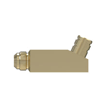 John Deere RE19233: Elbow Fitting