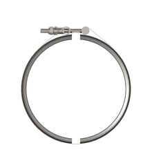 John Deere RE25566: V-Clamp