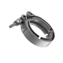 John Deere RE292067: V-Clamp