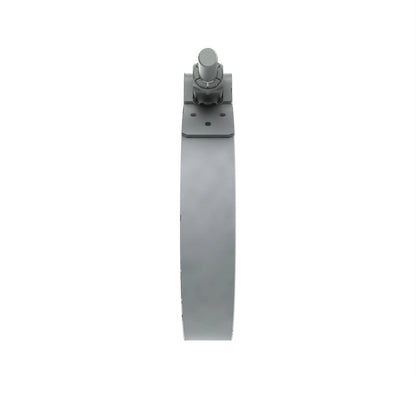 John Deere RE304965: V-Clamp