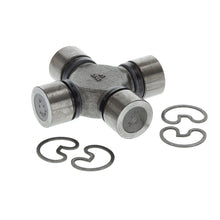 John Deere RE37355: Universal Joint Cross Bearing