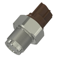 John Deere RE523811: Fuel Injection Rail Pressure Sensor
