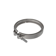 John Deere RE532183: V-Clamp