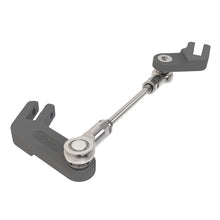 John Deere RE535990: Turbocharger Linkage