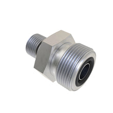 John Deere RE538349: Fitting
