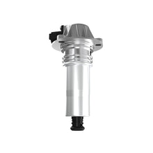 John Deere RE539761: Fuel Pump, 12 Volt