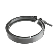 John Deere RE540348: V-Clamp