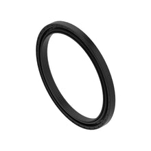 John Deere RE590718: Wheel Hub Seal