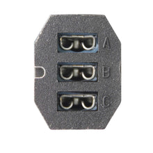 John Deere RE67013: Auxiliary Power Electrical Connector Assembly (with 3-Wire Cable)