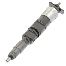 John Deere SE501139: REMAN Fuel Injection Nozzle