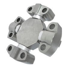 John Deere TT207990: Universal Joint Spider Cross Bearing