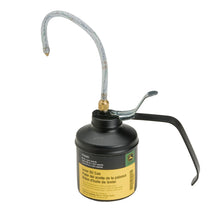 John Deere TY15282: Oil Can, 1 Pint (16 Oz)