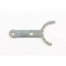 John Deere TY27858: Filter Wrench