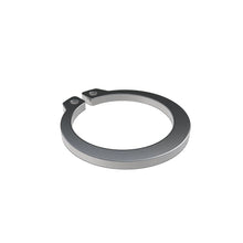 John Deere W23122: External Snap Ring