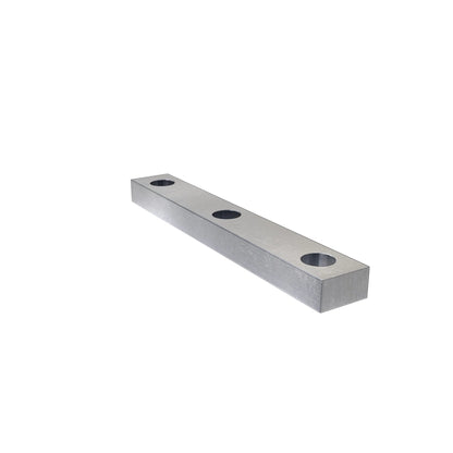John Deere Z72498: Wide Knife Threaded Bar Plate