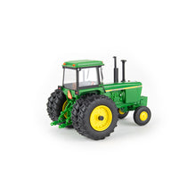 Load image into Gallery viewer, 1/32 4430 Tractor | Prestige Colection
