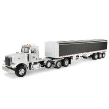 1/16 Big Farm Truck with Grain Trailer